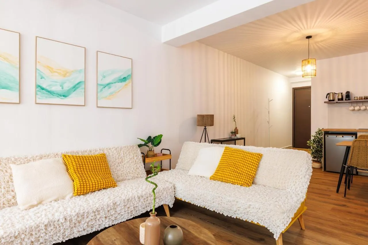 Boho Central Suites 塞萨洛尼基