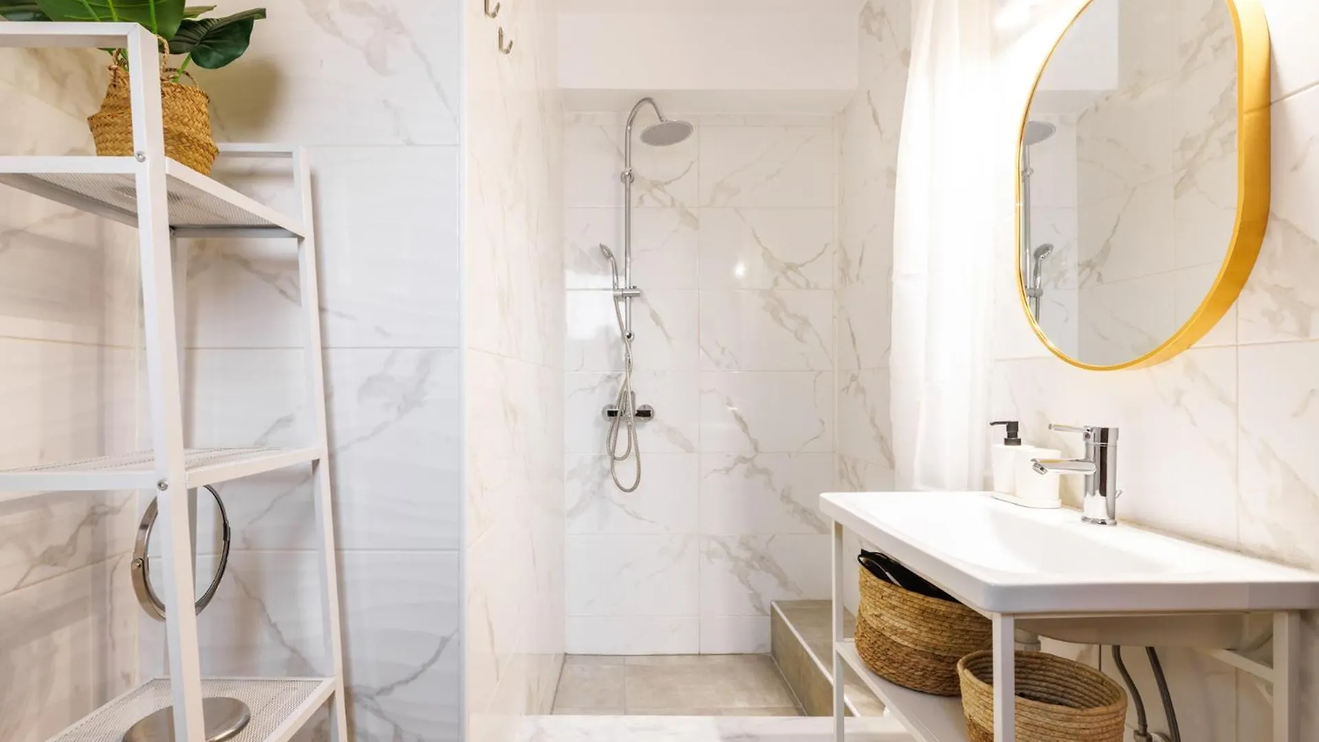 Boho Central Suites 塞萨洛尼基